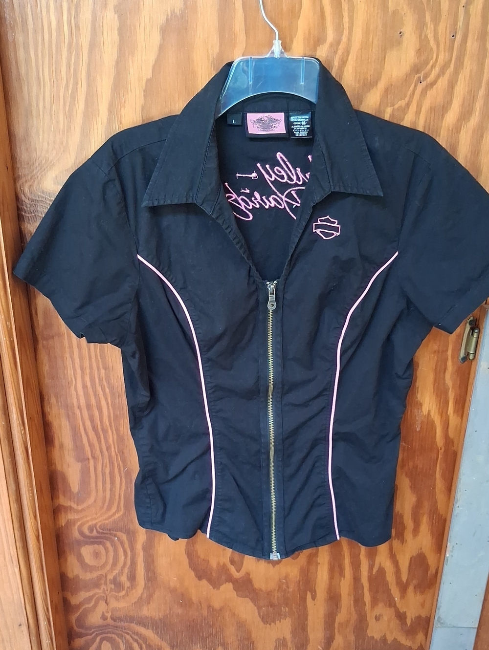 Womens Harley-Davidson Black Short Sleeve Zip Front Shirt with Pink Piping
